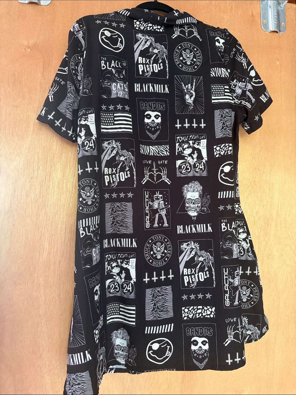 Blackmilk punked out shirt dress - Picture 2 of 4